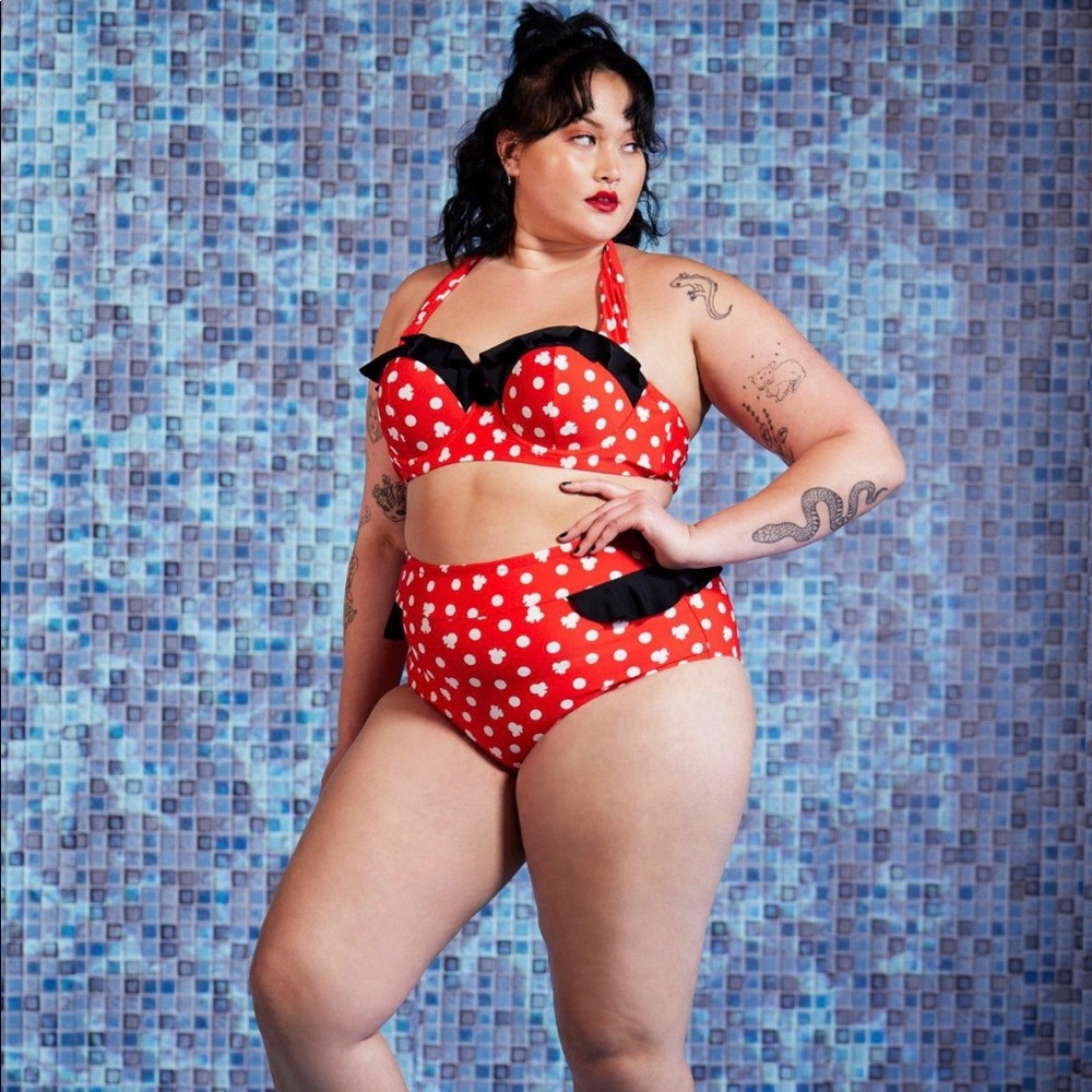 NWT Minnie Mouse Disney plus sized high waisted bathing suit